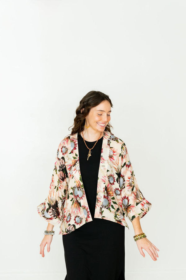 Protea Short Kimono