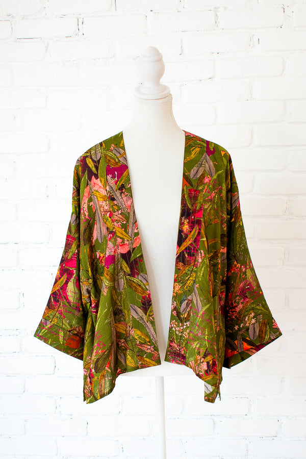 Featherington- Green Short Kimono